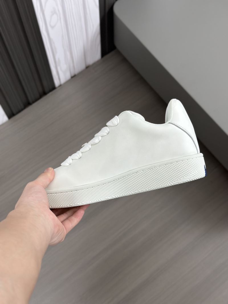 Burberry Low Shoes